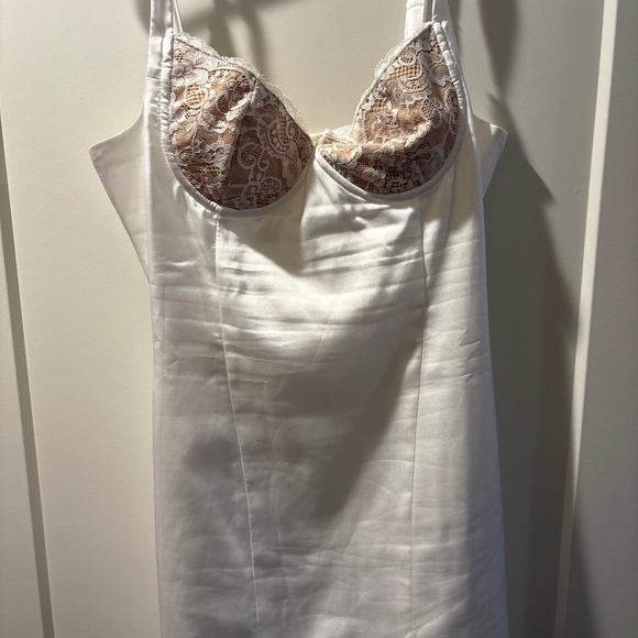 White fox mini satin dress - Picture 1 of 1